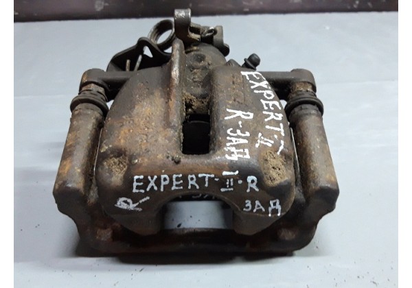 Супорт задній правий R16 Expert II, Jumpy II, Scudo II, 9467567580